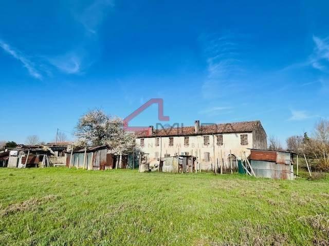 Rustico, da ristrutturare, 200 m², Albaria Villimpenta, Gazzo Veronese — foto 5 di 6