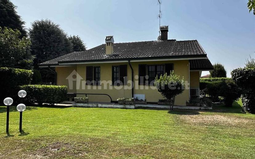 Villa unifamiliare via Angelo Benincori, Centro, Sant'Angelo Lodigiano — foto 12 di 33