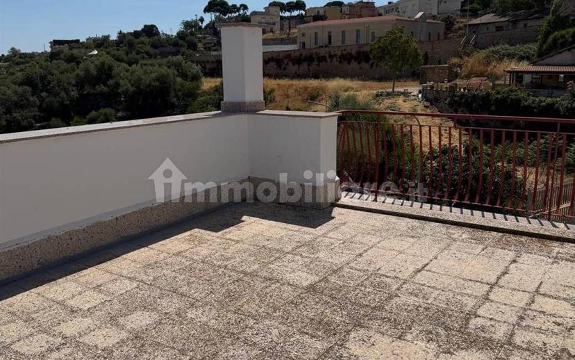 Terratetto unifamiliare 280 m², buono stato, Centro, Carlentini — foto 7 di 15