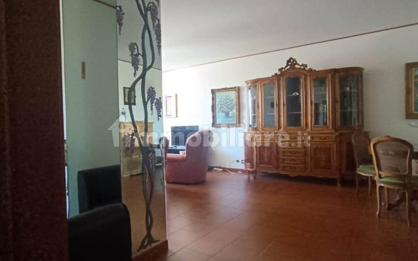 Appartamento buono stato, quarto piano, Oltreletimbro, Santa Rita, Savona — foto 2 di 8