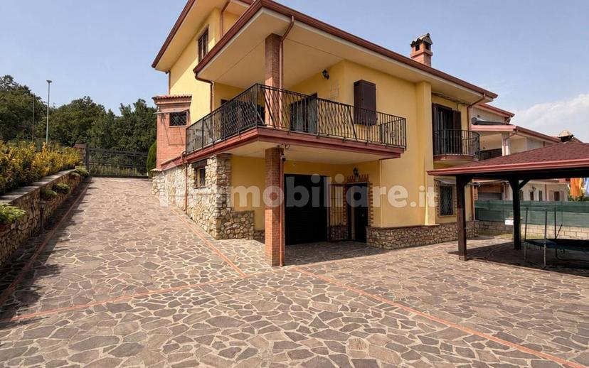 Villa unifamiliare via Carusa Snc, Centro, Cotronei — foto 4 di 10