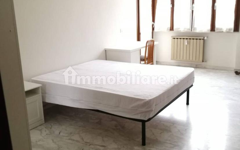Stanza singola via Montello 4, Pisa — foto 8 di 13