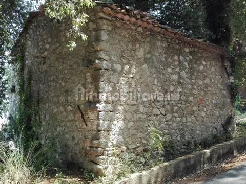 Rustico, da ristrutturare, 40 m², Morolo — foto 2 di 4