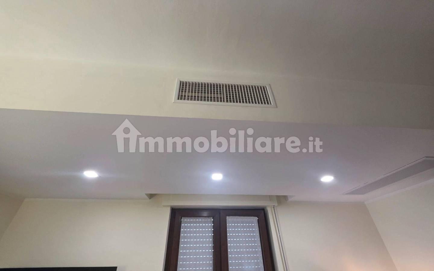 Bilocale via Antonio Locatelli 10, Casale - Materdomini, Brindisi