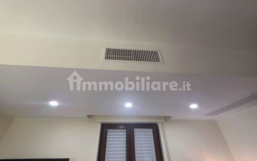 Bilocale via Antonio Locatelli 10, Casale - Materdomini, Brindisi