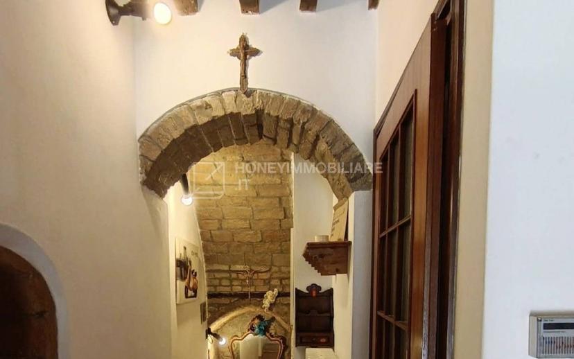 Monolocale Borgo del Naviglio 30, Centro Storico, Parma — foto 10 di 10