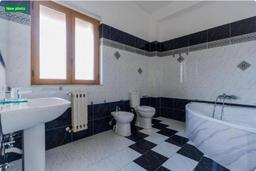 Appartamento in villa via Sebastiano Grasso 71, Nizzeti, Aci Catena
