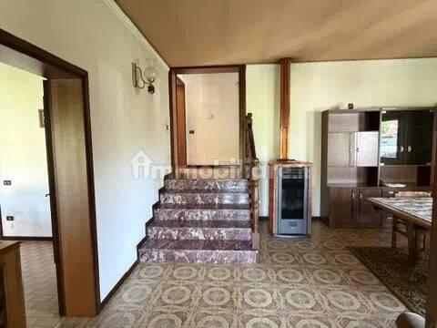 Villa unifamiliare via Carlo Alberto Dalla Chiesa, 10, Centro, Stra — foto 11 di 36