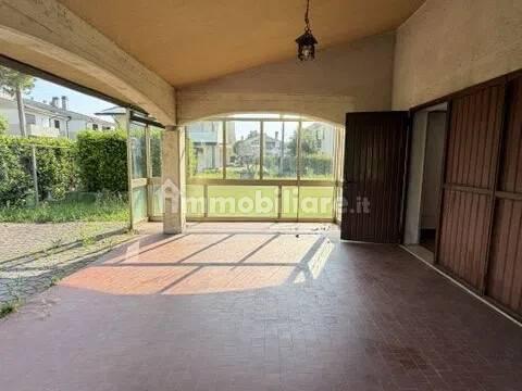 Villa unifamiliare via Carlo Alberto Dalla Chiesa, 10, Centro, Stra — foto 21 di 36