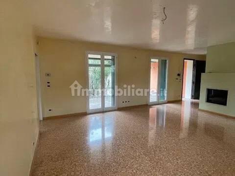 Villa unifamiliare via Tiziano Vecellio, 100, Arcella - Sant'Antonino, Padova — foto 10 di 44