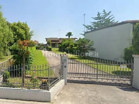 Villa unifamiliare via Carlo Alberto Dalla Chiesa, 10, Centro, Stra — foto 4 di 36