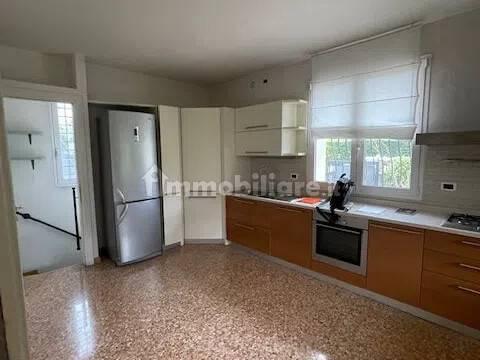 Villa unifamiliare via Tiziano Vecellio, 100, Arcella - Sant'Antonino, Padova — foto 43 di 44