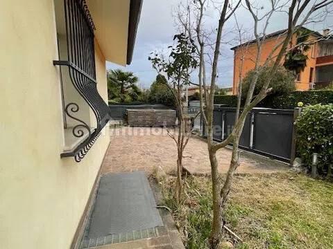 Villa unifamiliare via Tiziano Vecellio, 100, Arcella - Sant'Antonino, Padova — foto 12 di 44