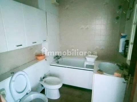 Appartamento via Verdi San C, Valentino, Casale Monferrato — foto 8 di 16