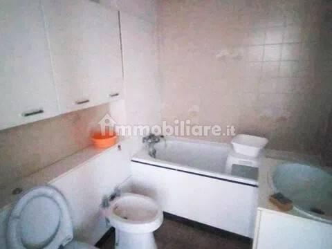 Appartamento via Verdi San C, Valentino, Casale Monferrato — foto 9 di 16