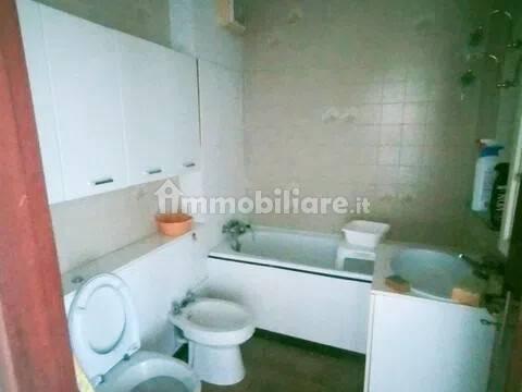 Appartamento via Verdi San C, Valentino, Casale Monferrato — foto 14 di 16