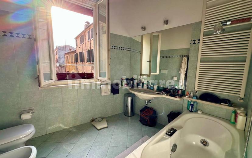 Bilocale via della Vittoria, Centro Storico, Ferrara — foto 10 di 21