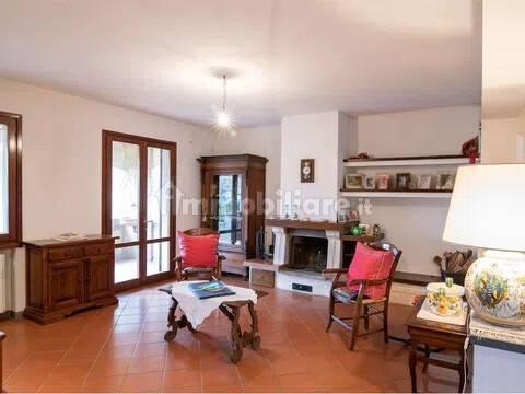 Villa unifamiliare, buono stato, 270 m², Carmignano — foto 2 di 23