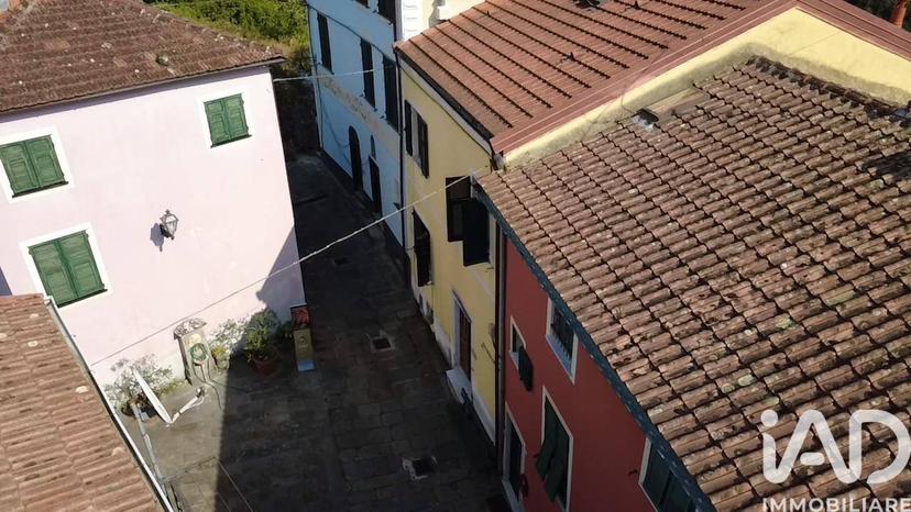 Terratetto unifamiliare via Paganini 42, Centro, Carro — foto 22 di 29