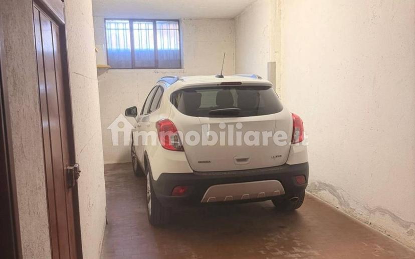 Trilocale ottimo stato, primo piano, Centro, Sondrio — foto 21 di 24