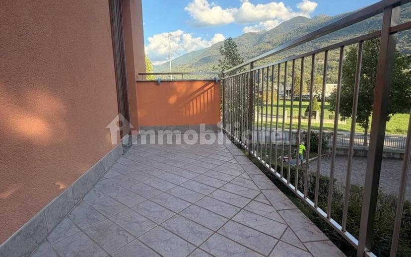 Trilocale ottimo stato, primo piano, Centro, Sondrio — foto 13 di 24