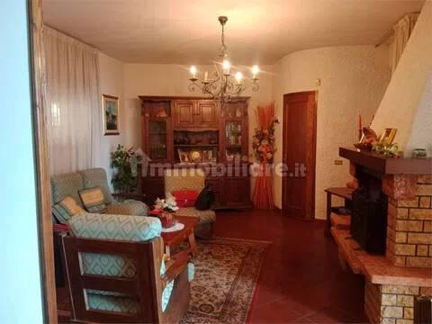 Villa unifamiliare, buono stato, 220 m², Carmignano — foto 8 di 19