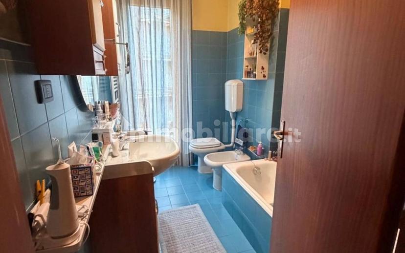 Trilocale ottimo stato, primo piano, Centro, Sondrio — foto 23 di 24