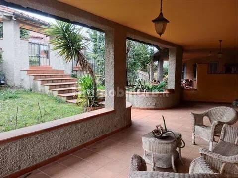 Villa unifamiliare, buono stato, 220 m², Carmignano — foto 3 di 19
