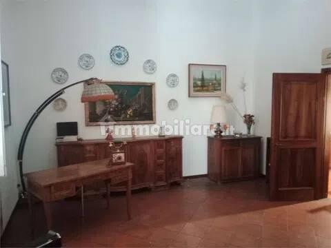 Villa unifamiliare, buono stato, 210 m², Centro Storico - Duomo, Prato — foto 7 di 28
