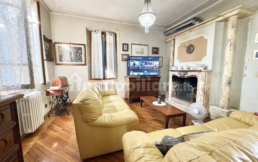 Villa unifamiliare, da ristrutturare, 260 m², Centro, Cavriago — foto 17 di 19