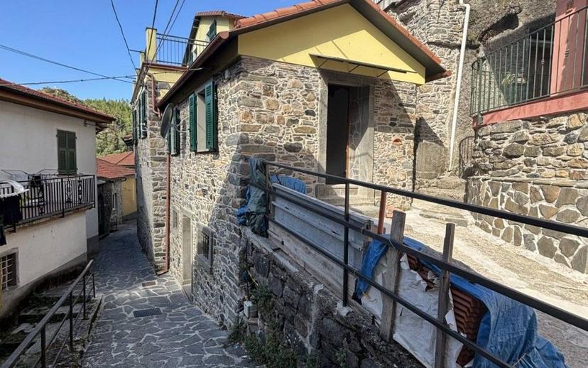 Terratetto unifamiliare via sant' antonio 32, Centro, Rocchetta di Vara — foto 9 di 16