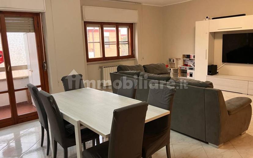 Appartamento buono stato, secondo piano, Quartiere Europa, Latina — foto 17 di 34