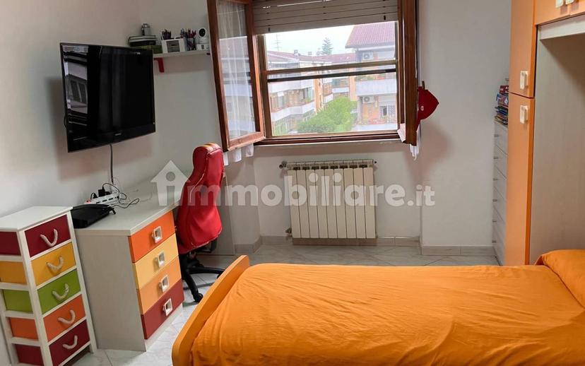 Appartamento buono stato, secondo piano, Quartiere Europa, Latina — foto 7 di 34