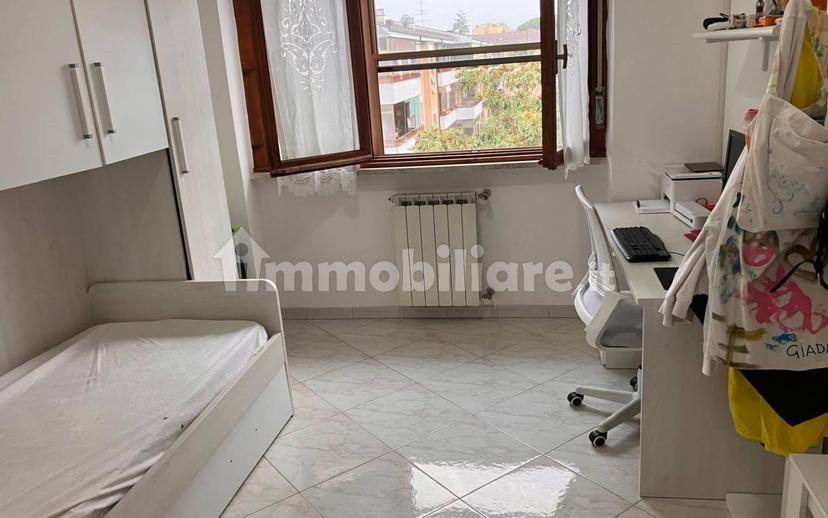 Appartamento buono stato, secondo piano, Quartiere Europa, Latina — foto 3 di 34