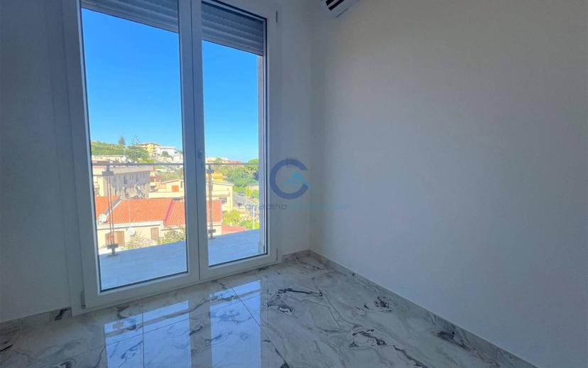 Trilocale nuovo, secondo piano, Catanzaro Lido, Catanzaro — foto 13 di 14