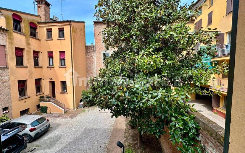 Quadrilocale via Ugo Bassi, Centro Storico, Ferrara — foto 8 di 24