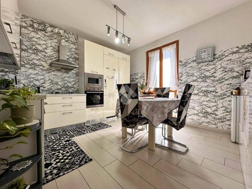 Quadrilocale via XXV Aprile 36, Centro, Offlaga — foto 12 di 24