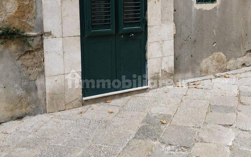 Bilocale via Merlo 22, Kalsa, Palermo