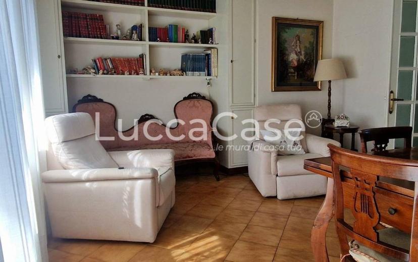 Quadrilocale via per Corte Bozzi,  105, San Vito, Lucca — foto 13 di 25