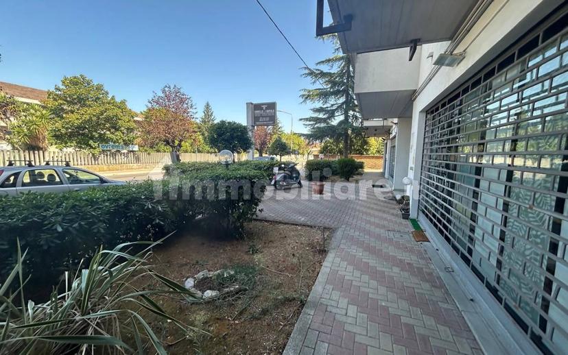 Quadrilocale via Camillo Benso Conte di Cavour 16, Sambuceto, San Giovanni Teatino — foto 19 di 69