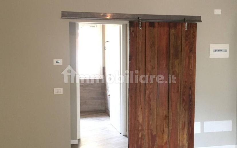 Bilocale buono stato, piano terra, Centro, Malnate — foto 18 di 18