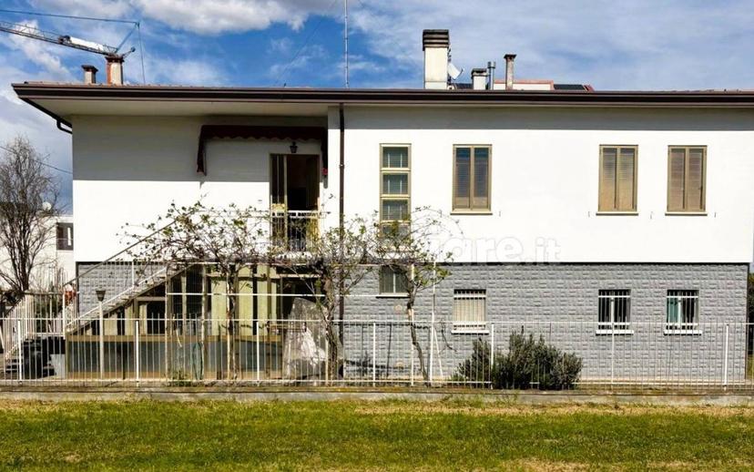 Terratetto unifamiliare via Orio Mastropiero, Voltabarozzo, Padova — foto 3 di 30