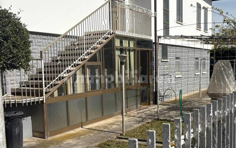 Terratetto unifamiliare via Orio Mastropiero, Voltabarozzo, Padova — foto 13 di 30