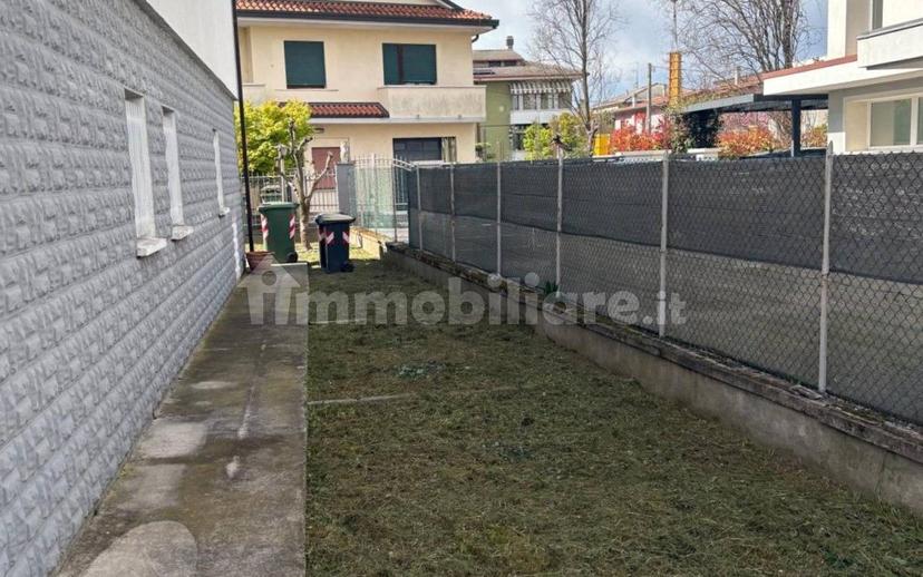 Terratetto unifamiliare via Orio Mastropiero, Voltabarozzo, Padova — foto 2 di 30
