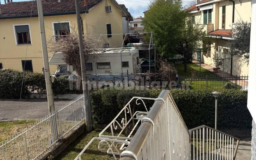 Terratetto unifamiliare via Orio Mastropiero, Voltabarozzo, Padova — foto 19 di 30
