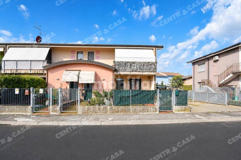 Trilocale ottimo stato, su più livelli, Centro, Bovolone — foto 6 di 28