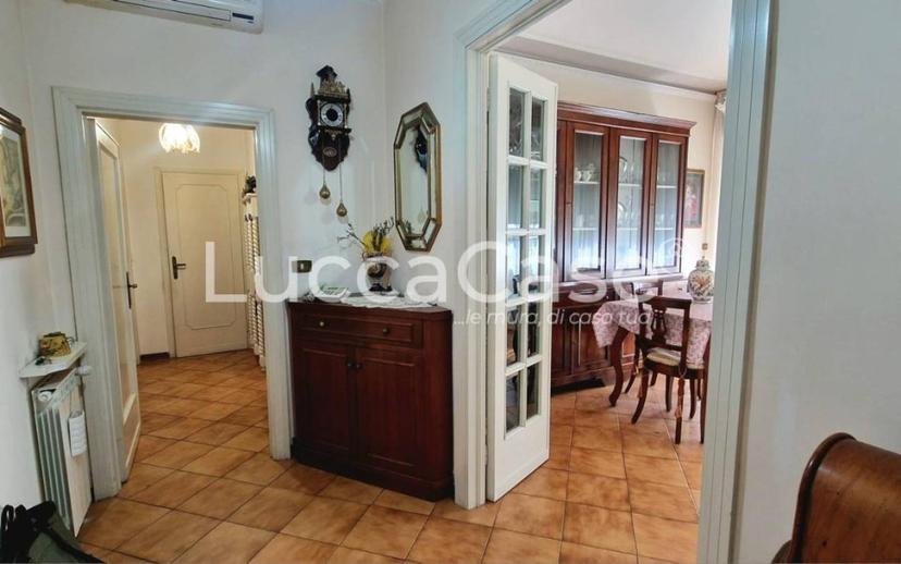 Quadrilocale via per Corte Bozzi,  105, San Vito, Lucca — foto 2 di 25