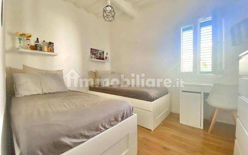 Quadrilocale viale I Maggio,, Centro, Ponsacco — foto 6 di 18