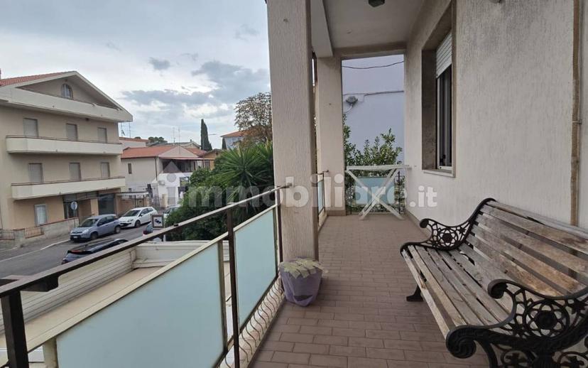 Trilocale corso Umberto I 362, Villa Verrocchio, Montesilvano — foto 12 di 19