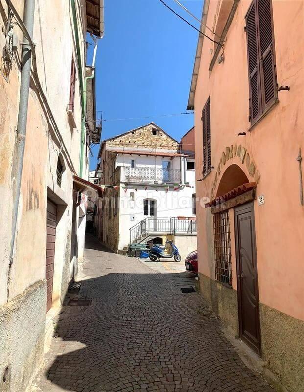 Quadrilocale vicolo Novella 8, Borgo Sant'Agata, Borgo d'Oneglia, Costa d'Oneglia, Imperia — foto 8 di 20
